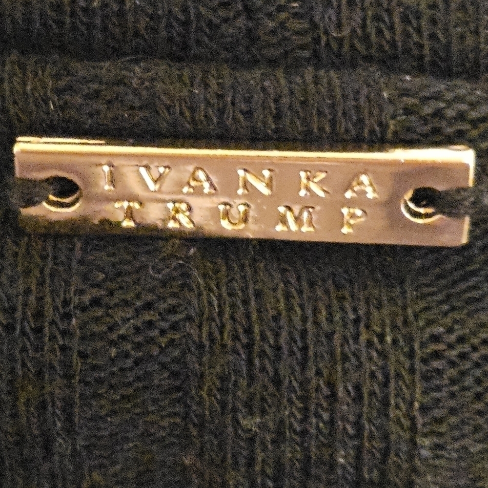 Womans Large black long sleeve top Ivanka Trump oversized mock neck - Picture 3 of 5